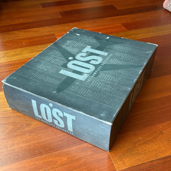 Lost: The Complete Series Collection [DVD] Temple Pyramid Collector's Edition - Picture 2 of 14